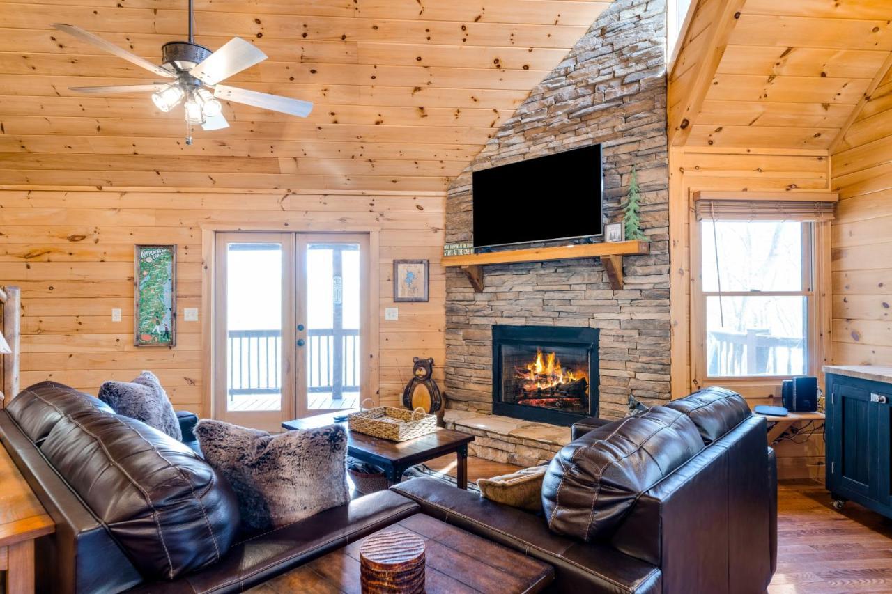 Blue Ridge Bear Bungalow Exterior photo