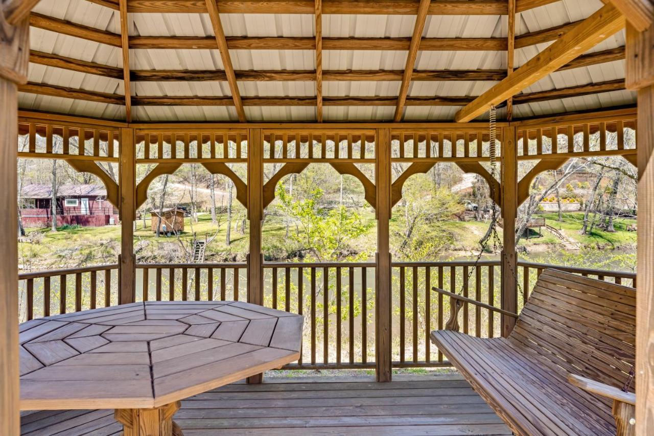 Blue Ridge Bear Bungalow Exterior photo